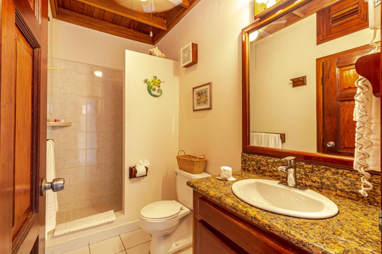Coral Bay Villas サン・ペドロ エクステリア 写真