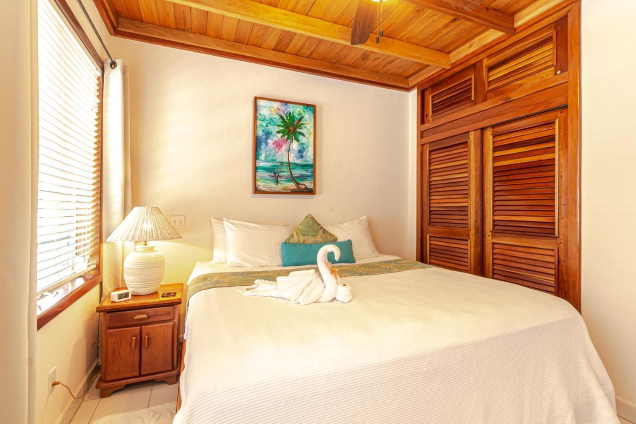 Coral Bay Villas サン・ペドロ エクステリア 写真