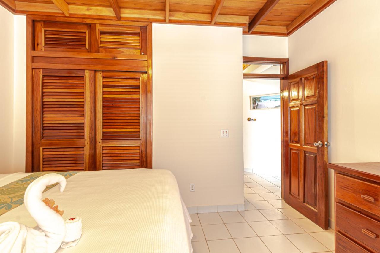 Coral Bay Villas サン・ペドロ エクステリア 写真