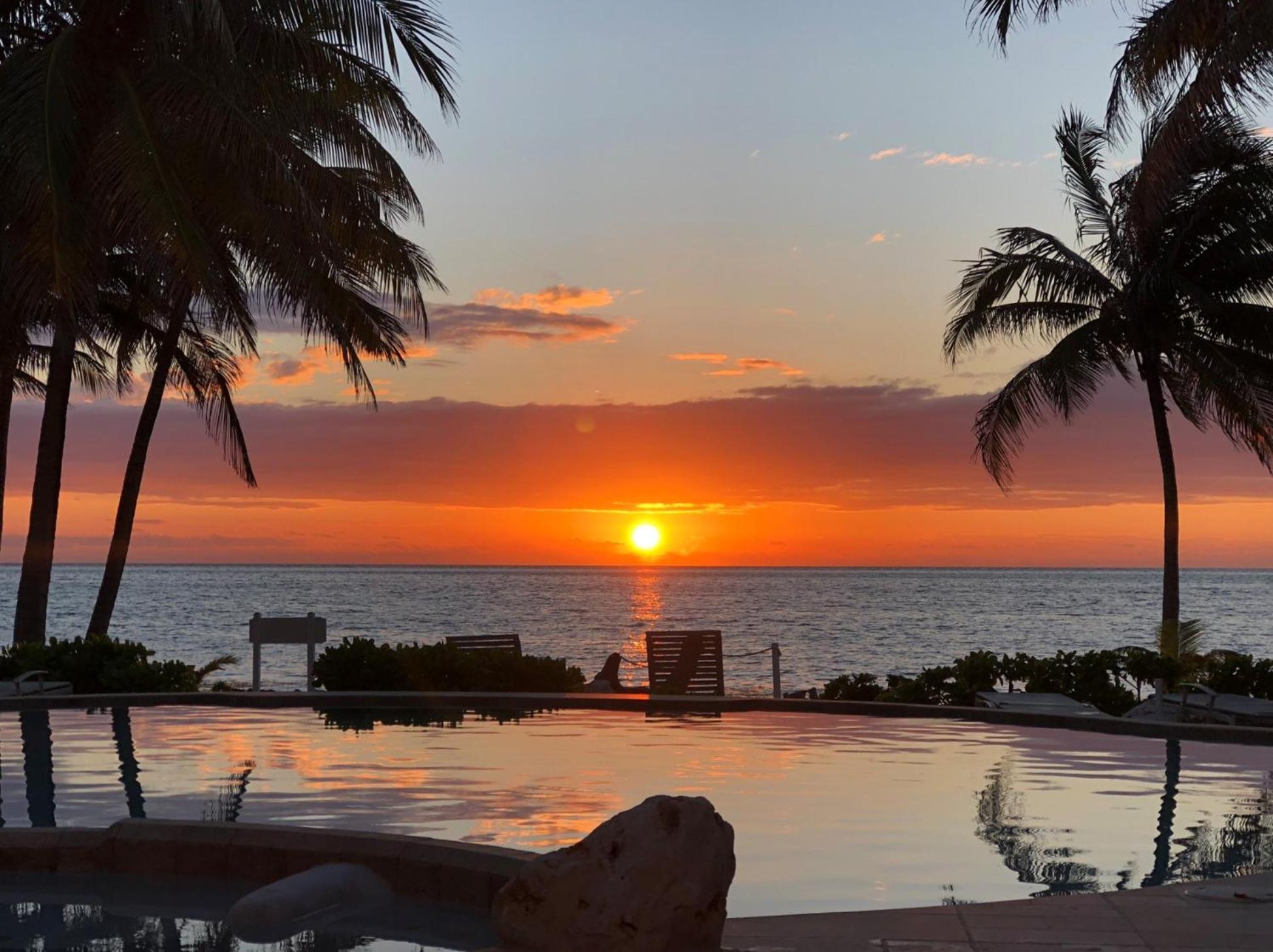 Coral Bay Villas サン・ペドロ エクステリア 写真
